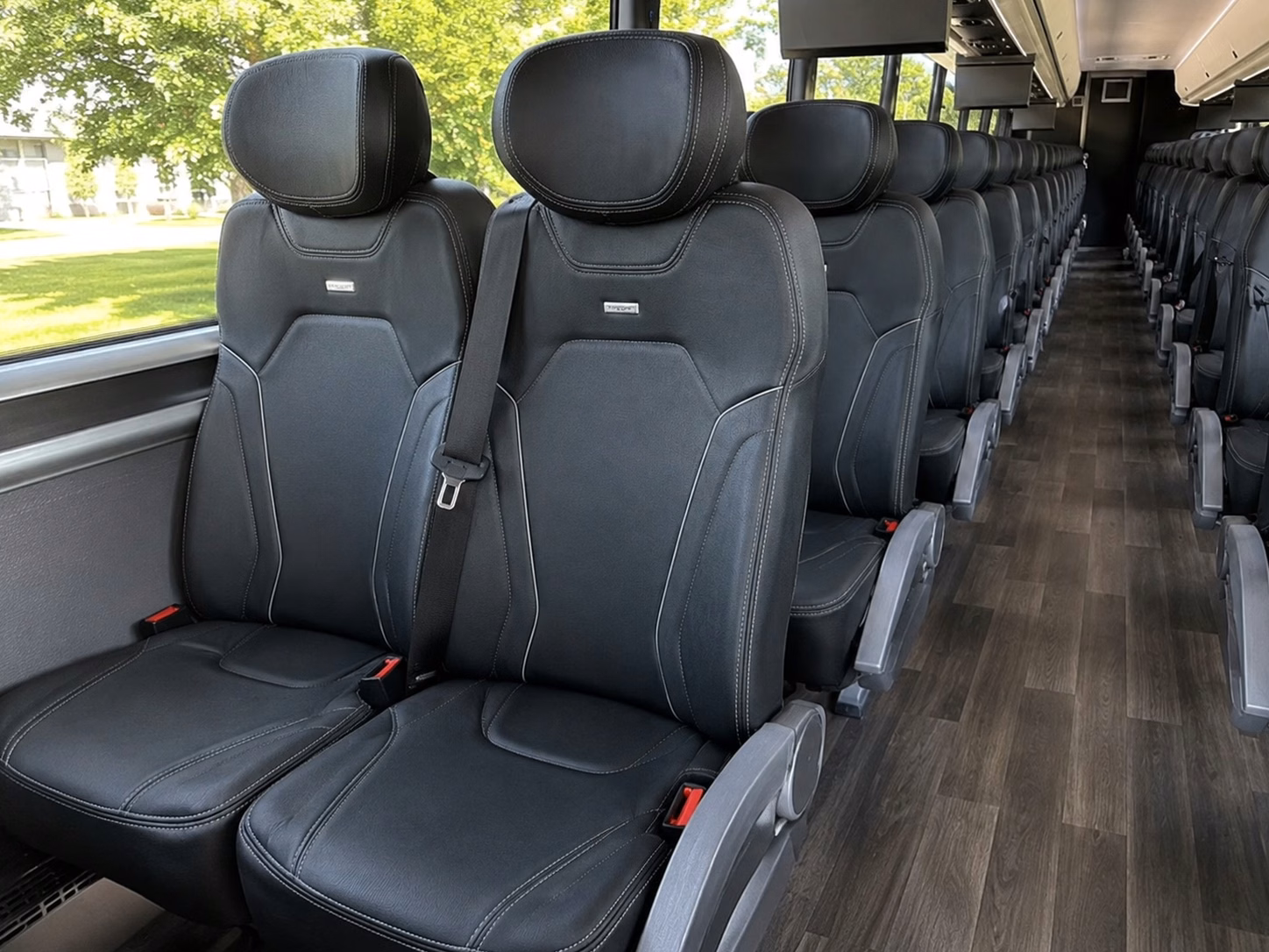 charter bus rentals for large wedding guest groups in costa mesa