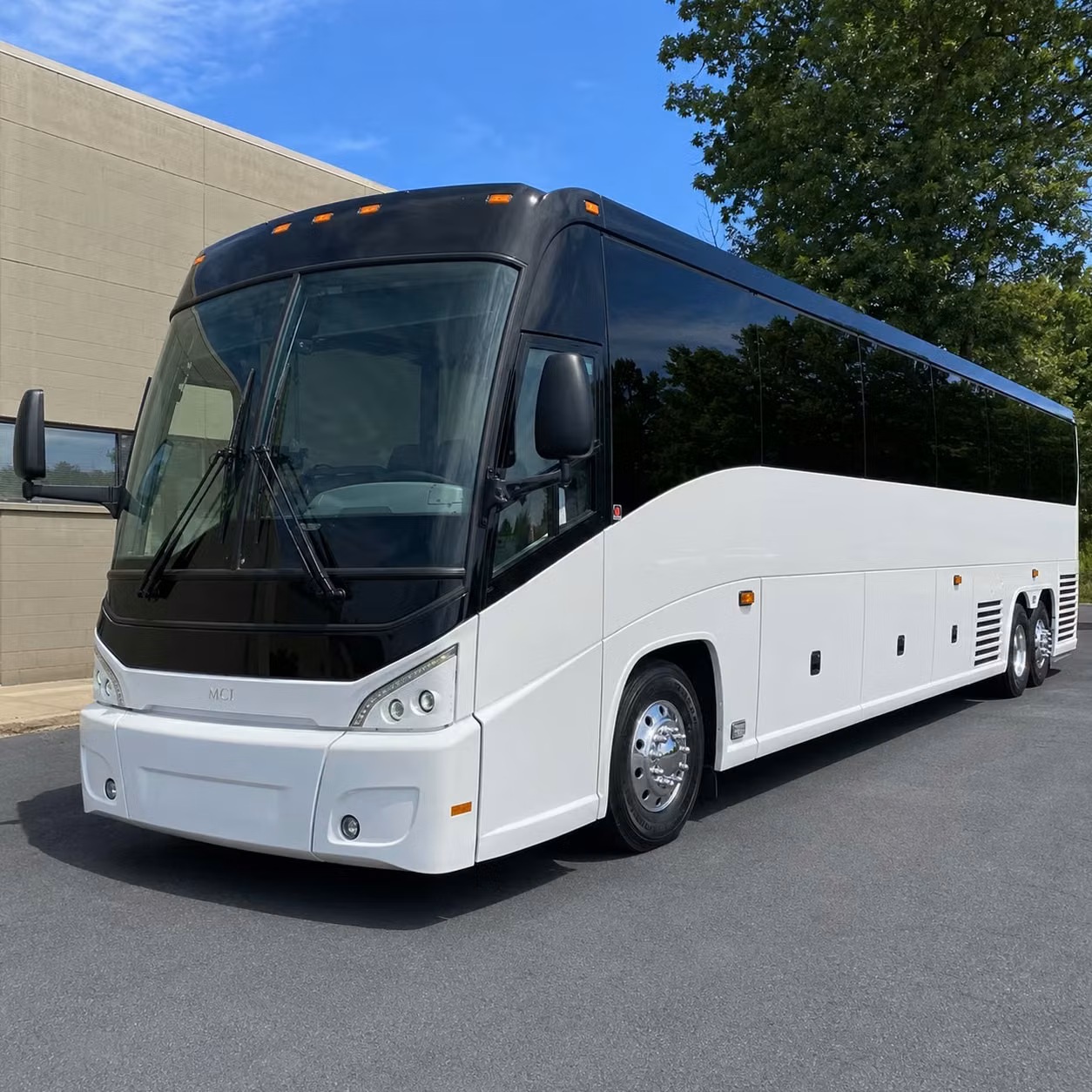 charterbuscostamesa com makes it easy to arrange airport event shuttles for government groups in costa mesa