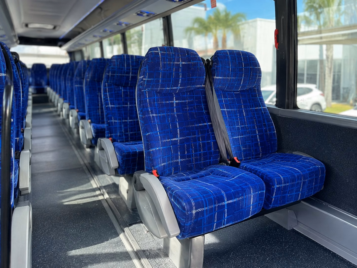 shuttle guests between costa mesa hotels and your wedding venue without the chaos